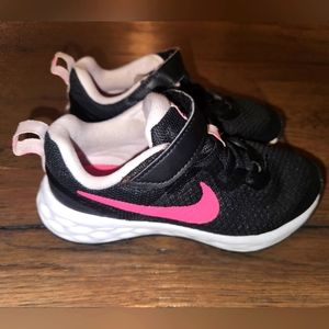 10.5C Nike Running Shoes